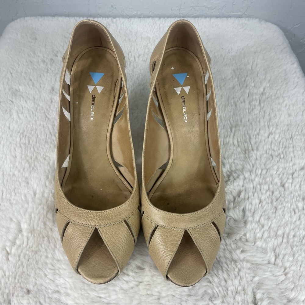 Dani black heels Size 6.5